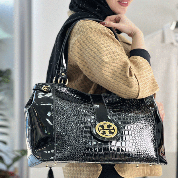 تصویر  کیف زنانه طرح سنگی