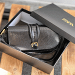 تصویر  کیف چرم براق ZARA