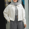 تصویر  کت جین کوتاه سفید