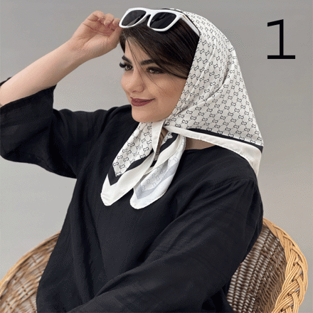تصویر  مینی اسکارف طرح دار