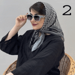 تصویر  مینی اسکارف طرح دار