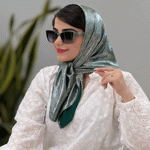 تصویر  روسری دور مرواریدی