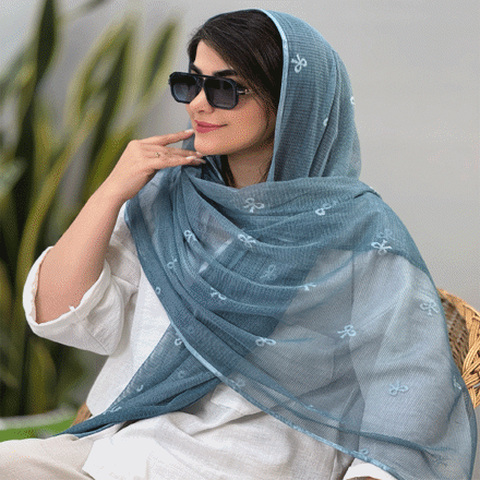 تصویر  شال توری طرح پاپیون