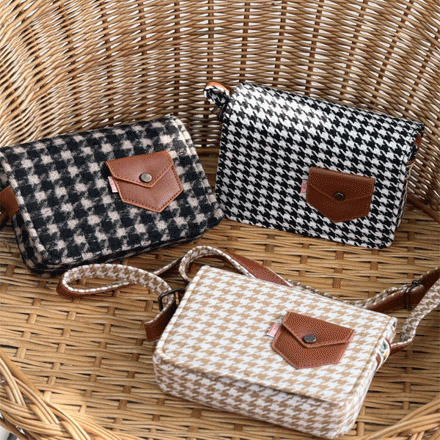 تصویر  کیف پیچازی جلو جیب