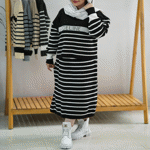 تصویر  شومیز و دامن بافت راه راه