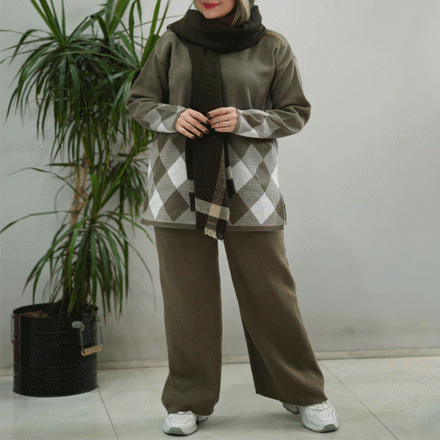 تصویر  بافت و شلوار لوزی بغل چاک