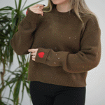 تصویر  کراپ بافت پولکی آستین قلب