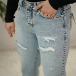 تصویر  شلوار مام فیت آبی رویال