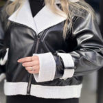 تصویر  کت چرم داخل خز جلو زیپ