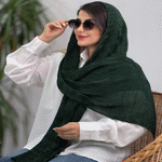 تصویر  شال سرخ پوستی پلیسه